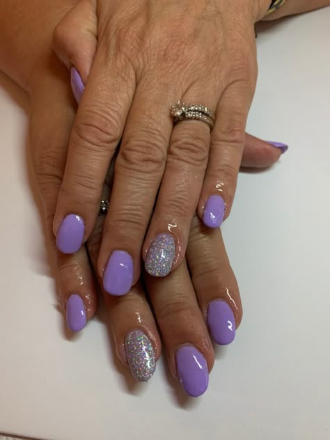 Purple And Sparkle Nails, Purple Nails For Wedding, Purple Prom Nails Short, Blue French Tip Dip Nails, Shalak Nail Ideas, Purple Nails Ideas Short, Gel Nails Ideas Purple, Purple Nails With Accent Nail, Lilac And Blue Nails