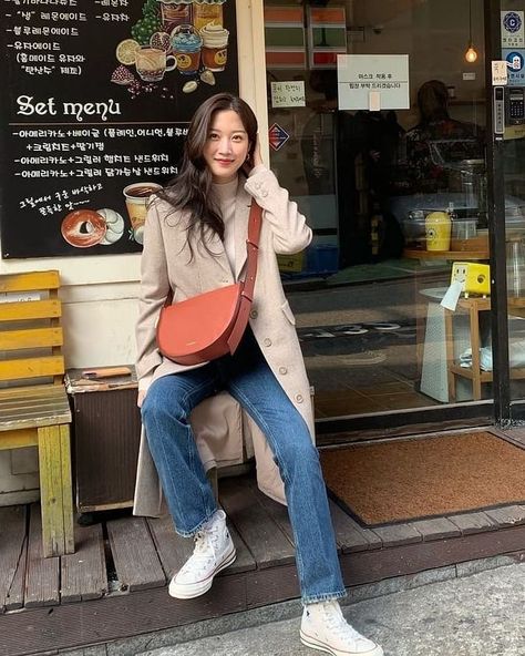 Moon Kayoung, Lim Jukyung, Young Outfit, Moon Ka Young, Moon Gayoung, Moon Ga Young, Korean Fashion Winter, Fashion Dresses Casual, Korean Actresses