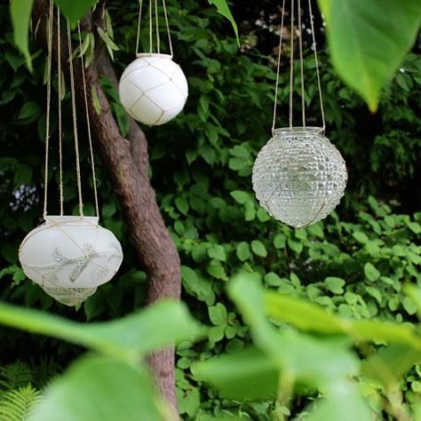 10 Ways to Upcycle Lampshades | the ReFab Diaries Diy Garden Landscaping, Candle Upcycle, Lanterns Hanging, Garden Globes, Garden Lanterns, Outdoor Crafts, Glass Garden Art, Solar Garden, Glass Garden