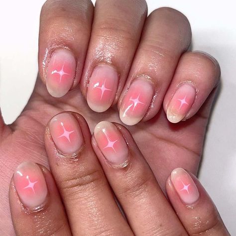 Blush Nails Bring the "Cold Girl" Makeup Trend to Your Mani Viral Nails, Blush Nail, Flame Nails, Cold Girl, Nail Effects, Celebrity Nails, Blush Nails, Easy Nails, Instagram Nails