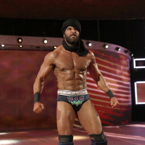 Jinder Mahal Jinder Mahal, Sami Zayn, No Pain No Gain, Wrestling Superstars, Wwe Champions, Wwe Raw, Wwe Photos, The Underground, Shoulder Workout