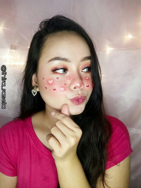 Heart Freckles Makeup, Patrick Star Makeup, Heart Freckles, Edc Makeup, Panda Costume, Freckles Makeup, Panda Costumes, 2023 Makeup, Beyond Wonderland