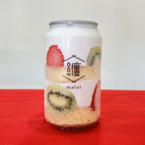 Check out the "Matoi Shortcake Can (Strawberry)"! 🍓💕 This cute cake in a can layers homemade cream cheese, cake, and strawberries. Delicious when half-thawed for an ice cream feel! #MatoiShortcakeCan #Strawberry #JapaneseSweets #Japan #Snacks #Sweets #MatoiShortcakeCan #Strawberry #HomemadeCream #JapaneseSweets #Japan #Snacks #Sweets Canned Cake Japan, Japan Snacks, Canned Strawberries, Homemade Cream Cheese, Asian Cake, Cake In A Can, Cute Cake, Japanese Snacks, Japanese Sweets