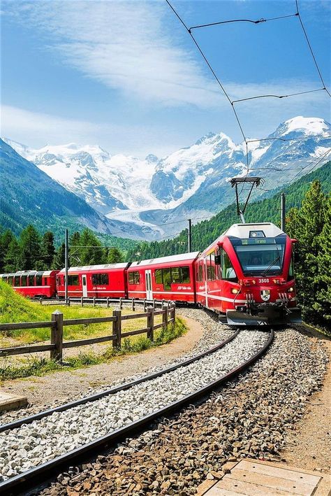 Glacier Express, Bernina Express, Scenic Train Rides, Swiss Railways, Train Route, Scenic Railroads, Train Photography, Interlaken, Train Tickets