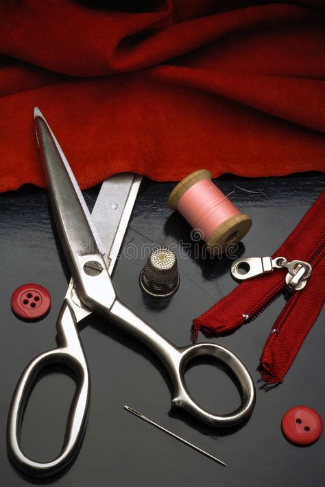 Sewing Aesthetic, Sewing Photography, Spool Of Thread, Tailor Scissors, Good Morning Greeting Cards, Creative Fashion Photography, Happy Birthday Wallpaper, Fabric Photography, Photographie Portrait Inspiration