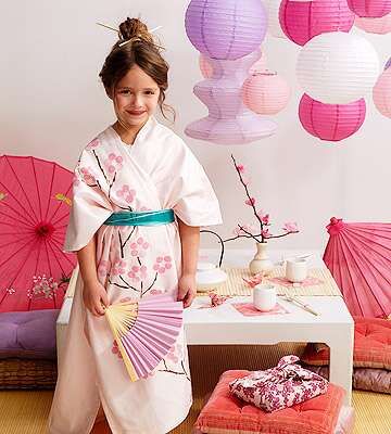 Japanese Tea Party, Japanese Theme Parties, Japan Party, Japanese Party, Asian Party, Japanese Birthday, Icing Design, Sushi Party, Japanese Costume