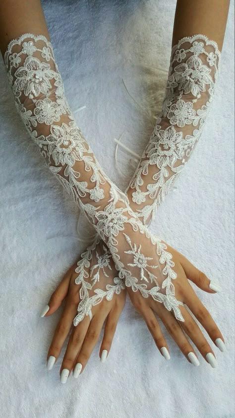 Lace Gloves Wedding, White Lace Gloves, Alana Blanchard, Bridal Gloves, Wedding Gloves, Lace Gloves, Dream Wedding Ideas Dresses, Wedding Dress Accessories, Pearl Flower