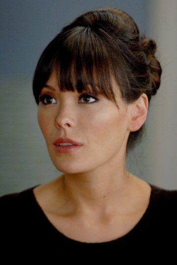 Lindsay Price Medium With Bangs, How To Cut Fringe, Bangs Updo, Lindsay Price, Lipstick Jungle, Fringe Hair, California Flag, Hair Color Styles, Super Hair