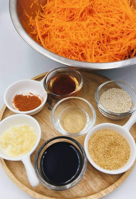 Spicy Korean Carrot Salad - Recipes Junkie Korean Carrot Salad, Carrot Kimchi Recipe, Korean Pickled Carrots, Korean Cucumber Carrot Salad, Spicy Korean Carrot Salad, Spicy Raw Carrot Salad, Korean Food Side Dishes, Carrot Salad Recipes, Julienned Carrots