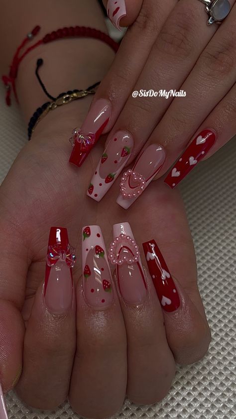 Strawberry Shortcake Nails Acrylic, Nail Art Aesthetic Red, Strawberry Shortcake Nails, Nail Designs Colorful, Girly Acrylic Nails, Cute Acrylic Nail Designs, Really Cute Nails, Soft Nails, Unique Acrylic Nails