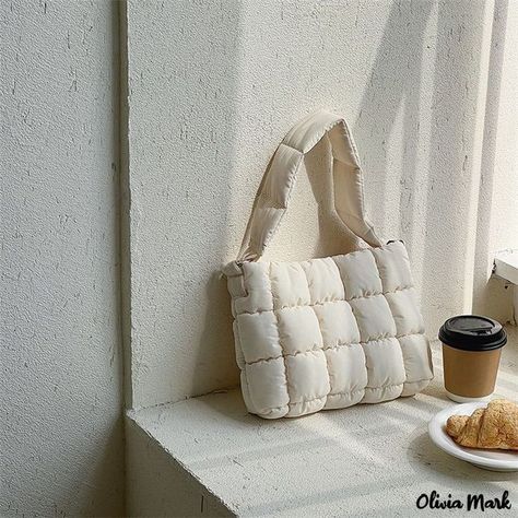 Puff Bag, Puffy Bag, Simple Handbag, Winter Accessories Fashion, Padded Bag, Pad Bag, Soft Jacket, Quilted Handbags, Quilted Pattern