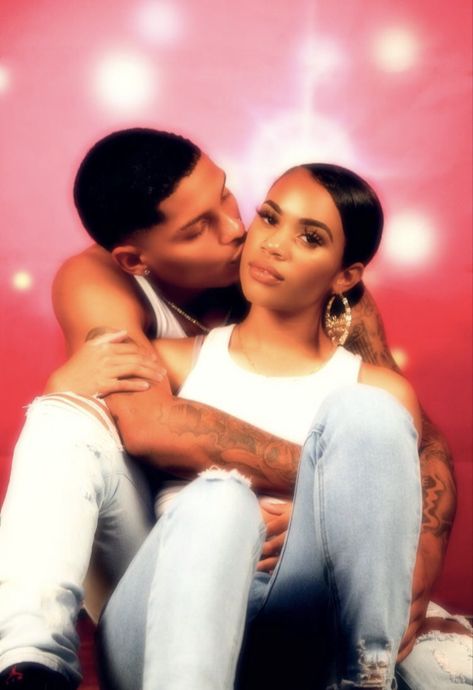 90 Couple Photoshoot, 2000 Couple Photoshoot, 90s Couples Photoshoot, 2000s Couple Photoshoot, 2000s Couples, 90s Couples, 2000s Photoshoot, Couple Vibes, Photoshoot Backdrops