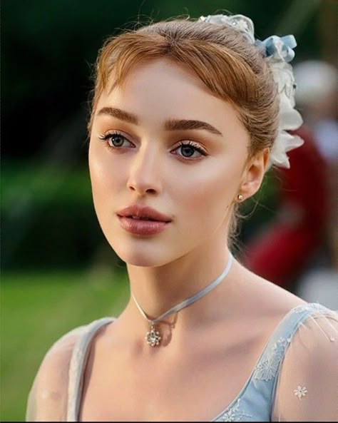 Bridgertons Makeup, Victorian Style Makeup, Bridgeton Makeup Looks, Daphne Bridgerton Makeup, Bridgerton Makeup Inspiration, Bridgerton Makeup Looks, Princesscore Makeup, Bridgeton Makeup, Bridgeton Hairstyles