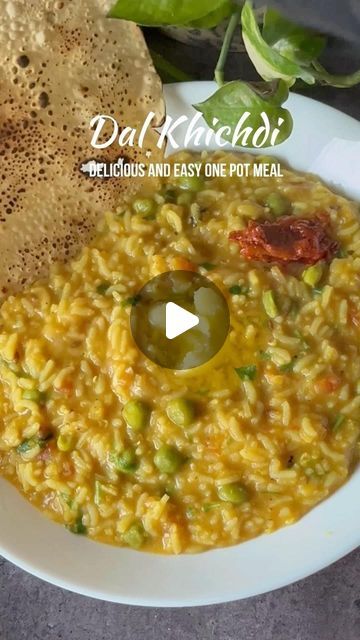 Preetha Athrey on Instagram: "Dal Khichdi 🔥 Comfort in a bowl is what Dal Khichdi made of rice, moong dal and spices is! Simple, healthy and hearty this dish is a universal favourite. The recipe I am sharing today is just perfect if you are looking for something warm and comforting. This variation has been tempered with ghee and fresh green garlic which enhances the flavour So do give this a try and home and follow my channel for more such easy-to-make delicious recipes and like, share and comment 😍 Ingredients: * 1/4 cup moong dal (using the split dal without skin) * 1/4 cup Masoor dal * 1/2 cup rice – you can add any rice of your choice * 1 tbsp ghee (for cooking) * 1 tsp cumin / jeera seeds * 1 onion finely chopped * 1 tomato finely chopped  * 1/2 cup green peas * 1-inch piece g Dal Khichdi Recipes, Jeera Rice Recipe, Rice And Dal, Papad Recipe, Dal Khichdi, Green Garlic, Jeera Rice, Moong Dal, Easy One Pot Meals