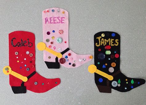 Rodeo Season -- Cowboy Boot Craft Cowboy Crafts For Preschoolers, Boots Crafts For Kids, Cowboy Hat Crafts For Kids, Western Crafts For Toddlers, Cowboy Craft Ideas, Western Day Crafts For Preschool, Diy Cowboy Boots Crafts, Cowboy Crafts Preschool, Rodeo Crafts For Toddlers