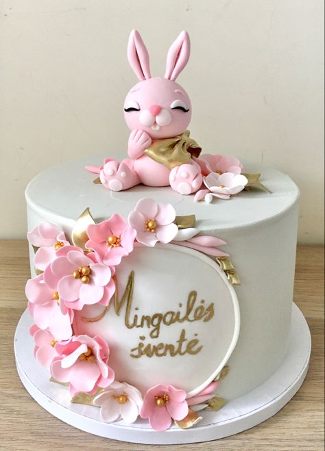 Rabbit Cakes Birthday, Fondant Rabbit, Bunny Baby Shower Theme, Birth Cakes, Sheep Cake, New Birthday Cake, Baby First Birthday Cake, Sweet 16 Birthday Cake, Rabbit Cake