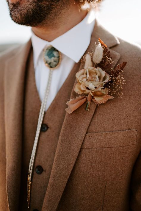 Fall Wedding Suits, Fall Groom, Wedding Groomsmen Attire, Groom Details, Glamping Tent, Mens Wedding Attire, Groom Wedding Attire, Brown Suit, Wedding Suits Groom