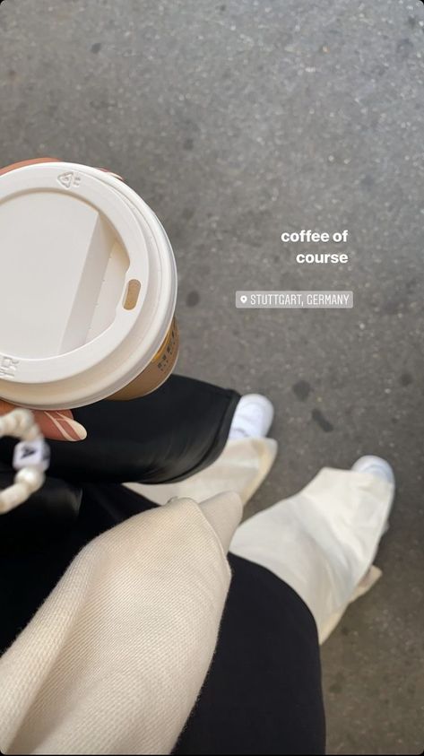 Coffee Captions Instagram, Instagram Story Filters, Instagram Feed Ideas Posts, Coffee Photos, Coffee To Go, Instagram My Story, Instagram Ideas Photography, Instagram Photo Ideas Posts, Creative Instagram Photo Ideas