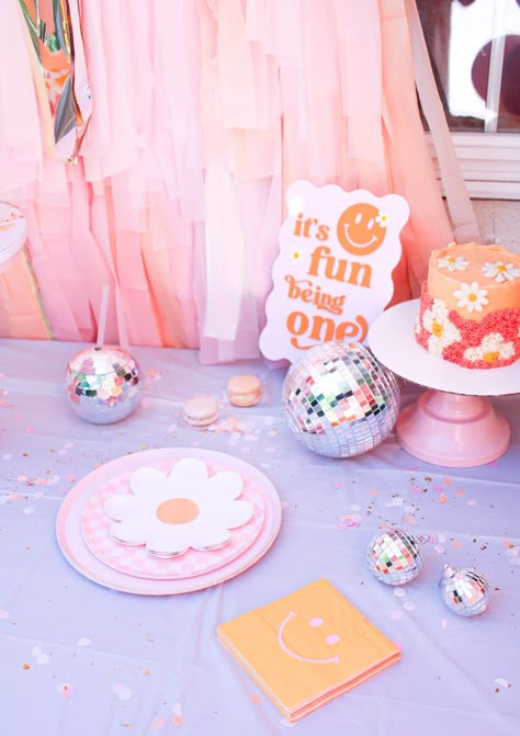 One Groovy Baby Birthday Theme, Twin Girls 1st Birthday Party Ideas, Groovy One First Birthday Decor Diy, Girls Just Wanna Turn One Birthday, One Is Fun Birthday Party Girl, Retro First Birthday Girl, Babychella 1st Birthdays, First Disco Birthday Party, One Year Birthday Decoration Ideas