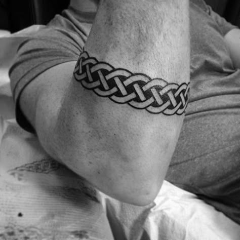 Mens Simple Celtic Knot Armband Tattoos                                                                                                                                                                                 More Celtic Band Tattoo, Celtic Tattoos For Men, Armband Tattoos For Men, Band Tattoos For Men, Tattoos Cross, Tattoo Band, Celtic Knot Tattoo, Symbolic Meanings, Forearm Band Tattoos