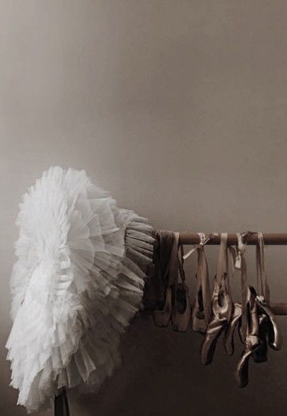 Ballerina Aesthetic, Dancer Lifestyle, Ballet Pictures, Dance Aesthetic, Ballet Aesthetic, Dance Dreams, Ballet Beauty, Fotografi Digital, Ballet Inspiration