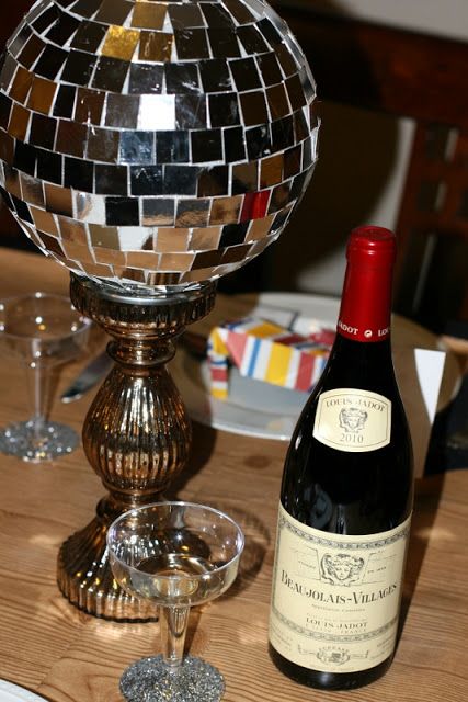 Invite and Delight: Dancing with the Stars Soiree Dancing With The Stars Party, Stars Party Ideas, Mirrorball Party, 10 Year Birthday, Themed Dinner Parties, Supper Club Ideas, Homemade Centerpieces, Stars Birthday Party, Jive Dance