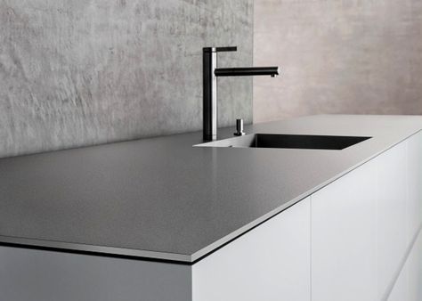 BLANCO durinox stainless steel countertop tough enough for outdoors Stainless Steel Benchtop, Steel Countertops, Stainless Steel Bench, Replacing Kitchen Countertops, Steel Countertop, Kitchen Remodel Countertops, Diy Kitchen Countertops, Outdoor Kitchen Countertops, Kitchen Benchtops