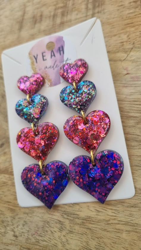 Resin Earring Ideas, Diy Resin Phone Case, Diy Resin Earrings, Epoxy Jewelry, Resin Crafts Tutorial, Diy Earrings Polymer Clay, Polymer Clay Jewelry Tutorials, Resin Jewelry Diy, Polymer Clay Jewelry Diy