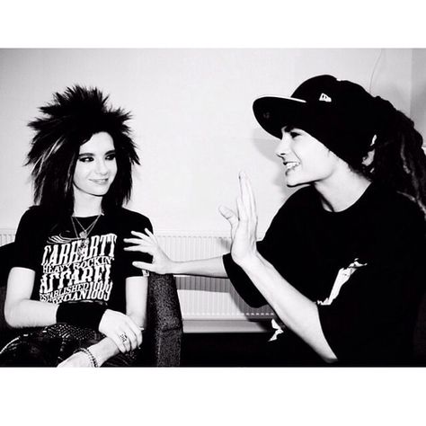 Tom and bill kaulitz Tom And Bill Birthday, Tom And Bill Kaulitz 20 Years Old, Bill And Tom Kaulitz 2007, Tom And Bill Kaulitz 2008, Bill And Tom Kaulitz Twincest, Bill Kaulitz 2007, Bill And Tom Kaulitz, 16th Birthday Outfit, 5sos Funny