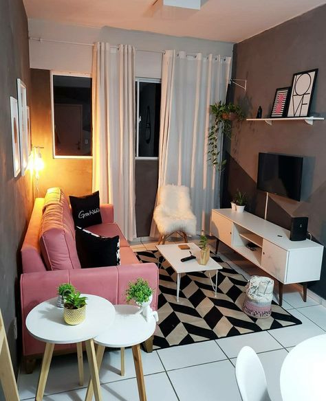 Small Apartment Bedrooms, Small Apartment Interior, Latest Living Room Designs, Apartment Living Room Design, Small Living Room Decor, Small Apartment Living, Home Design Living Room, Living Room Decor Cozy, Apartment Decor Inspiration