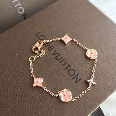 Louis Vuitton Pink, Dope Jewelry, Classy Jewelry, Expensive Jewelry, Girly Jewelry, Pink Bracelet, Dream Jewelry, Jewelry Inspo, Stylish Jewelry