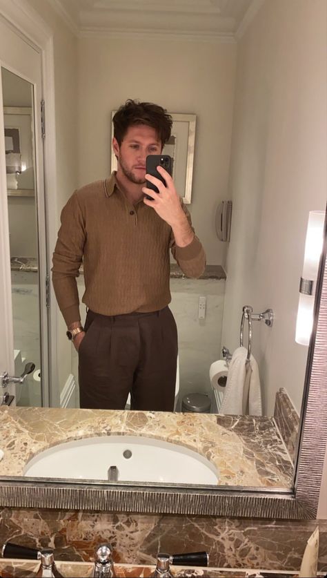 Niall Horan Outfits, Niall Horan Baby, Niall And Harry, One Direction Photos, Irish Princess, Irish Boys, One Direction Pictures, James Horan, 1d And 5sos