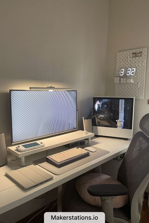 Study Desk Setup White Desk Setup, Clean Workspace, Clean Desk, Computer Desk Setup, Desktop Setup, Bedroom Setup, Computer Room, Gaming Room Setup, Computer Setup