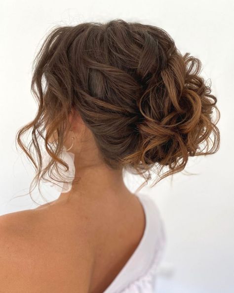 Bridesmaid Hairstyles Brown Hair Updo, Curled Updo Wedding, Wedding Hair Up Curly, Auburn Hair Updo, Loose Curly Hair Updo, Hair Up Prom Hairstyles, Bridesmaids Hairstyles For Medium Hair, Curly Low Bun Wedding Hair, Hair Up Prom Styles