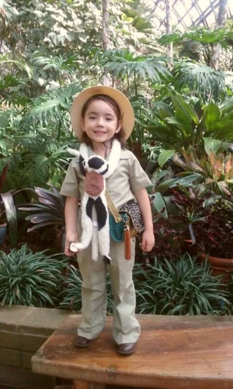 Do Halloween Right With a Night as Jane Goodall Snail And The Whale Book Week Costume, Jane Goodall Costume, Jane From Tarzan Costume Diy, Jane Goodall Activities, Scientist Outfit, Jane Costume, Mighty Girl, Famous Scientist, World Book Day Costumes