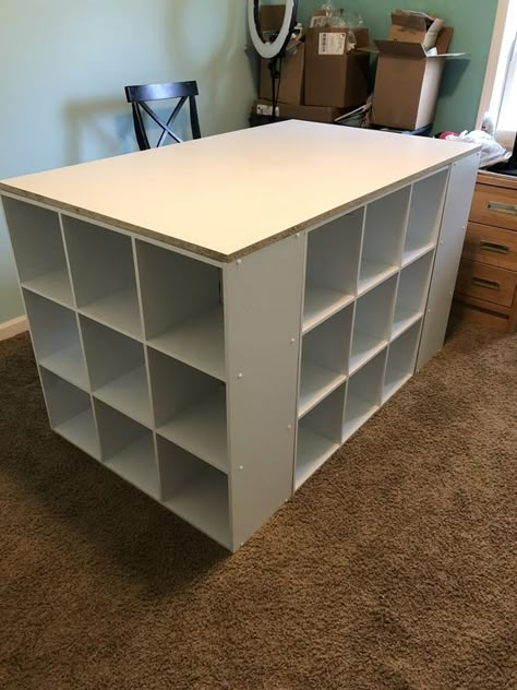 Craft Desk With Cube Storage, Craft Desk Island, Hexagon Shelves Craft Room, Cube Desk Diy, Cheap Craft Storage Ideas, Diy Desk With Cube Storage, Craft And Reading Room Ideas, Craft Room Tables Work Stations Diy, Basement Craft Room Ideas Unfinished