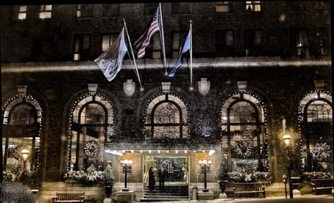 Pennsylvania Road Trip, Hotel Bethlehem, Christmas Front Porches, Bethlehem Christmas, Hotel Exterior, Travel Christmas, Random Places, Bethlehem Pa, Christmas Tours