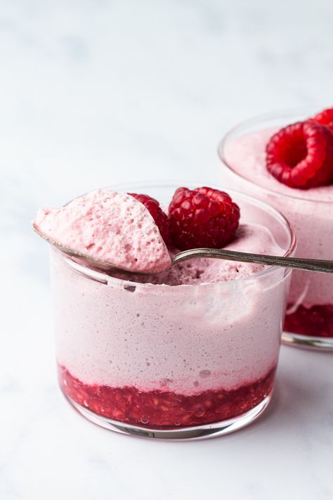 Vegan raspberry mousse - 4 WAYS - Lazy Cat Kitchen Lazy Cat Kitchen, Food Lovers Recipes, Vegan Chocolate Mousse, Dessert Mousse, Peanut Butter Mousse, Cat Kitchen, Raspberry Mousse, Vegan Party, Sweet Bites