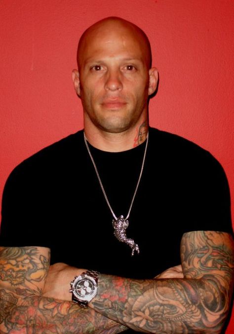 Ami James Ami James Tattoo, Ami James, James Tattoo, Miami Ink, Salt And Pepper Hair, Tattoo Prices, Men Tattoos, Bald Men, Great Tattoos