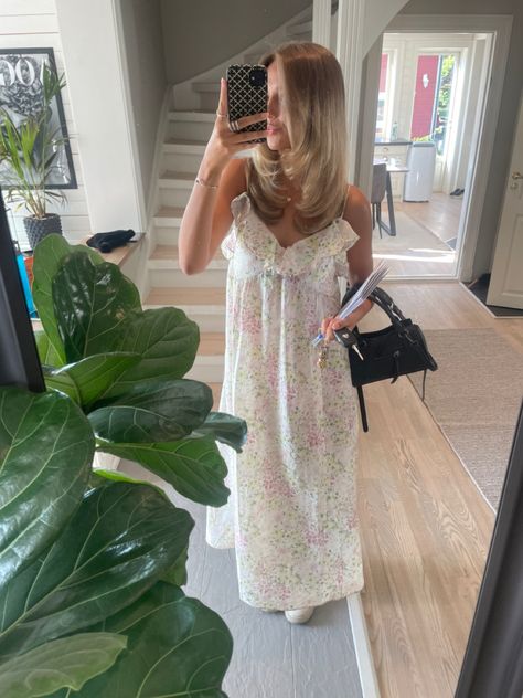 Midsommar Outfit, Sommar Outfit, Nightmare Dressed Like A Daydream, Dressed Like A Daydream, Stockholm Stil, Fest Outfits, Insta Snap, Copenhagen Style, Stockholm Style