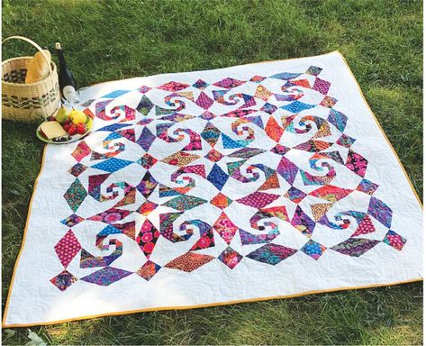 Snails Trail Al Fresco Wedding Ring Quilt Pattern Easy, Quilt Pattern Easy, Snail Trail, Storm At Sea Quilt, Storm At Sea, Mountains And Trees, Sea Quilt, The Quilt Show, Charm Quilt