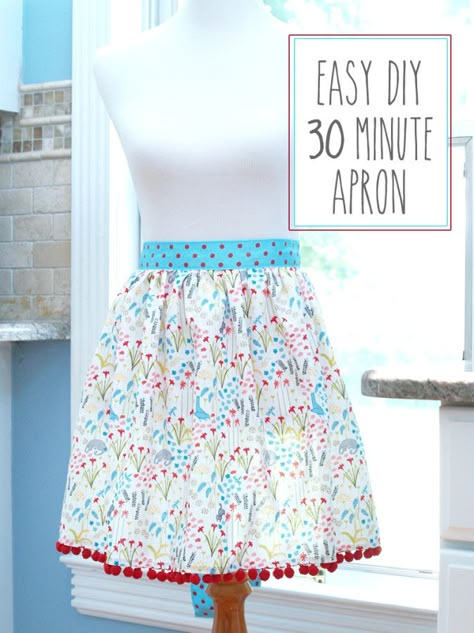 Easy DIY 30 Minute Apron. Maybe modify this by adding a panel to the apron to close it or by sewing 2 of the apron fronts together & this would make a cute skirt Easy Apron, Apron Tutorial, Diy Apron, Apron Patterns, Apron Ideas, Apron Pattern, Apron Sewing Pattern, Sewing Aprons, Beginner Sewing Projects Easy