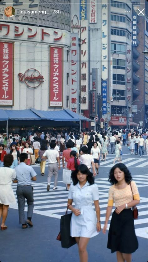 Japan In The 80s, 90s Japan Fashion, 70s Japan, Japan 80's Aesthetic, 1980s Aesthetic, 80's Aesthetic, 90s Japan, 80s Japan, Aesthetic Landscape