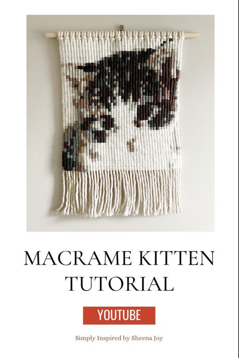 Macrame wall hanging Macrame Pixel Art, Cat Macrame, Pixel Macrame, Cocoa Cones, Macrame Animals, Cute Macrame, Free Macrame Patterns, Macrame Inspiration, Macrame Tapestry