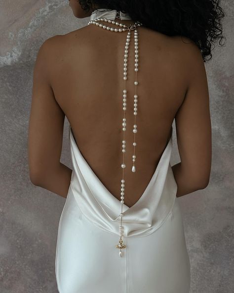 Pearls Pearls Pearls 🤍 This decadent Vivienne Westwood piece is the ultimate summer bridal accessory! Click the link in our bio for more bridal accessory inspo: https://brnw.ch/21wJHsB 📷: @thebridalstudioutah #onefabday #weddingaccessories #bridalpearls #weddingnecklace Vivienne Westwood Pearl Necklace, Vivienne Westwood Bridal, Vivienne Westwood Wedding Dress, Vivienne Westwood Wedding, Pearl Outfit, Bridal Aesthetic, Jewel Art, Slc Utah, Exclusive Gowns