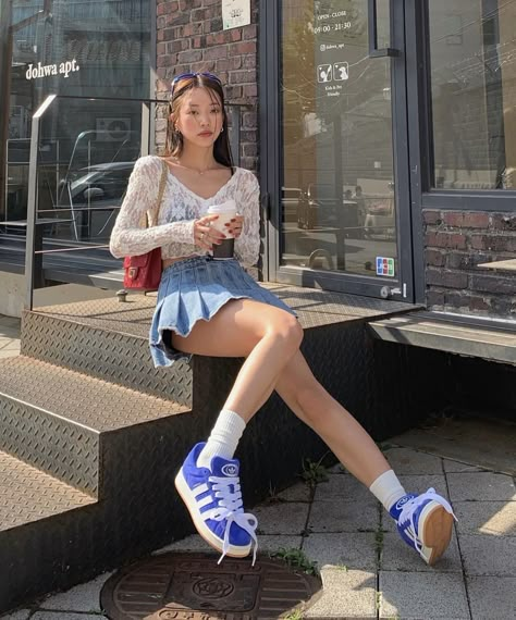 Summer Dress Outfits With Sneakers, Red Adidas Outfit, Outfit With Adidas, Blue Ootd, Campus 00, Japan Outfits, Adidas Campus 00s, Cheerleading Outfits, Adidas Fashion