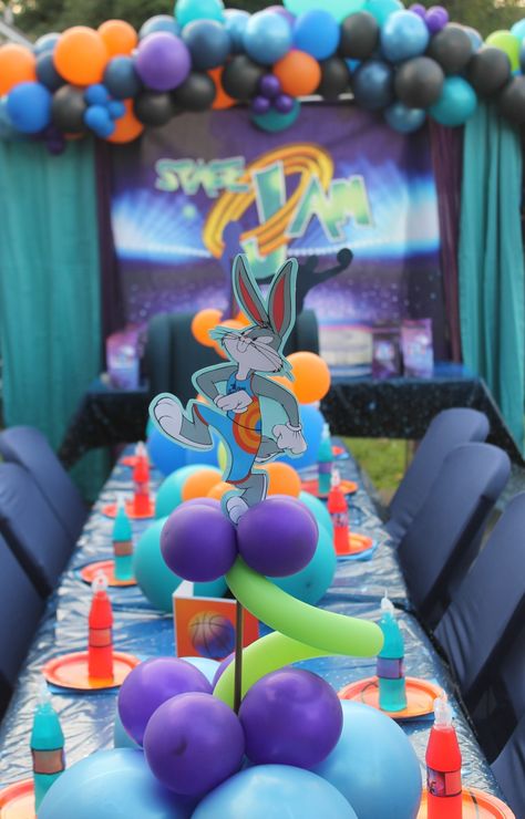 Space Jam Party Decorations, Space Jam Centerpieces Ideas, Boy Birthday Centerpiece Ideas, 2 Birthday Party Themes, Space Jam Party Ideas, Space Jam 1st Birthday Party, Space Jam Birthday Party Ideas, Looney Tunes Party Ideas, Space Jam Baby Shower Ideas