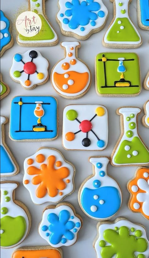 Science Cookies, Chemistry Cake, Science Cake, Science Birthday Party Ideas, Science Themed Party, Scientist Birthday Party, Mad Scientist Birthday, Scientist Birthday, Science Birthday Party