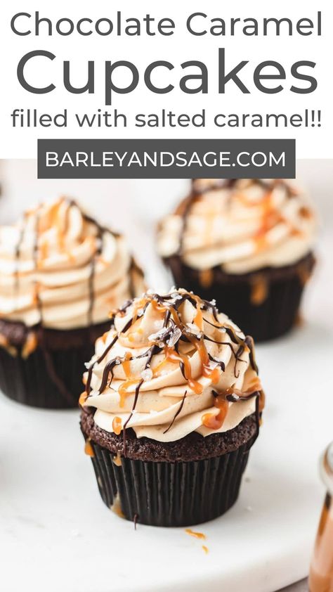 Caramel Cupcake Filling, Bourbon Salted Caramel, Chocolate Salted Caramel Cupcakes, Chocolate Caramel Cupcakes, Homemade Bourbon, Moist Chocolate Cupcakes, Delicious Cupcakes Recipes, Salted Caramel Cupcakes, Cupcakes Filled