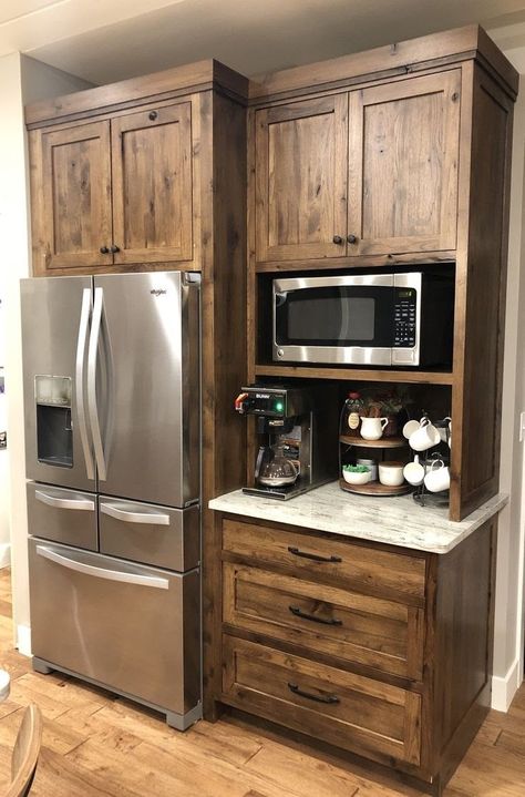 Kitchen Ideas Unique, Cabin Kitchens, Farmhouse Kitchen Design, Cabinet Ideas, Kitchen Remodel Ideas, Kitchen Redo, Kitchen Cabinet Design, Kitchen Remodel Idea, House Remodel